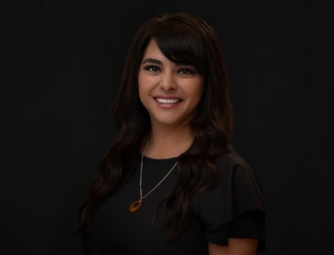 Headshot of Vanessa
